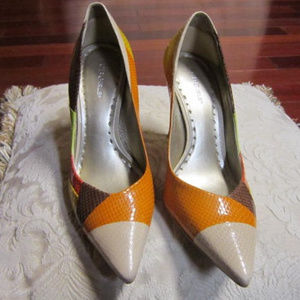 BCBG Pump, Multi colored, size 8B (38)